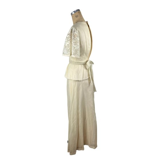 1970s ivory maxi prairie dress with lace flutter sleeves and peplum Size S - Picture 4 of 7